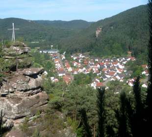 Der Hornstein mit Blick auf Lug