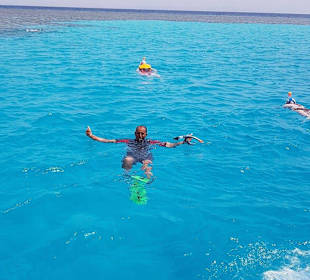 Zwischenstopp für Tauchgang und Mittagessen 