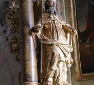 Hauptaltar Heiligenfiguren