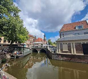 De Visbanken of Vismarkt uit 1755 in Alkmaar