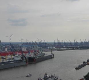 Blick vom Atlantic Haus /  Penthouse Elb-Panorama