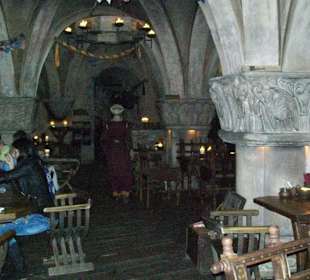 Mittelaltergastronomie "Rosengrals" innen