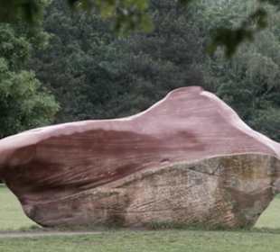 Global Stone Skulpturengruppe