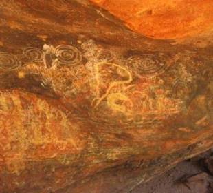 Felsenmalereien am Uluru