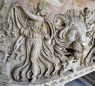 Relief an spätrömischem Sarkophag