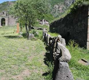 Akhtala - Alte Steine