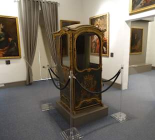 Ins Wignacourtmuseum im Anschluß der Katakomben