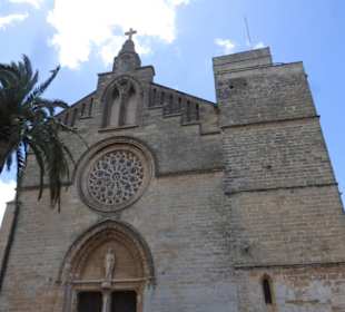 Altstadt mit Kirche San Jaume