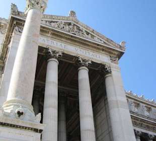 Monument a vittorio emanuele ii