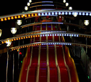 Der Luna-Park bei Tag und Nacht
