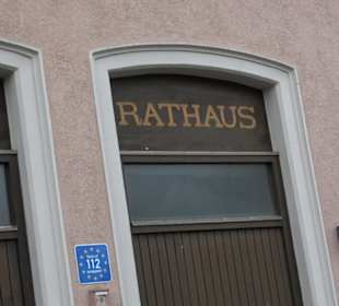 Schul- und Rathaus Aichelau