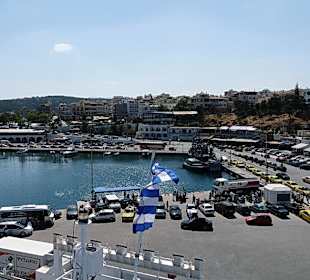 Rafina Hafen vom Schiff aus