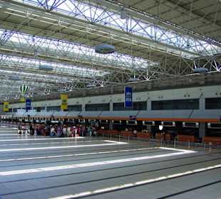 Flughafen Antalya Terminal 1 & 2