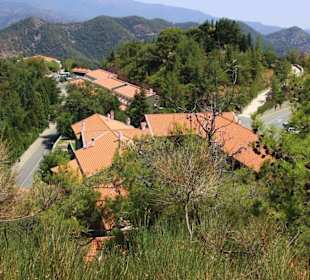 Straße zum Felsengrab