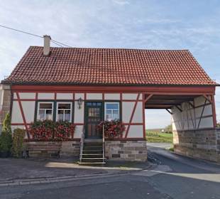 Ausfahrt durch das Tor