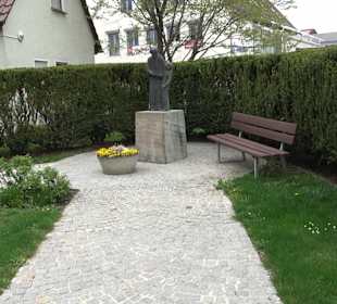 Pfarrer-Julius-Zodel-Platz