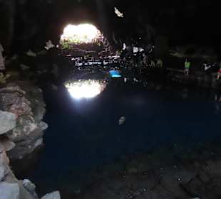 Blick in die Höhle beim Einstieg