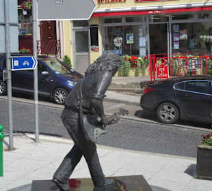  Rory Gallagher Statue