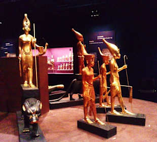 Goldfiguren als Grabbeigabe