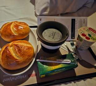 Frühstück im Nightjet