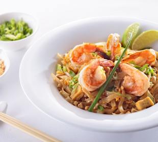 Pad Thai with shrimps