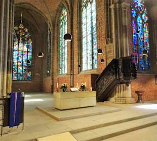 Der Chorraum der Liebfrauenkirche