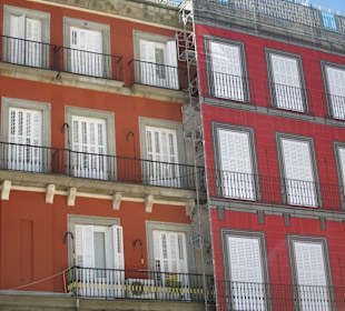 Toldos iguales que la plaza