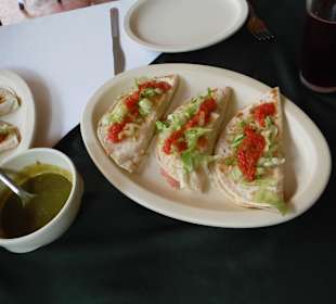 Essen im Maya-Restaurant (sehr lecker)