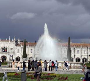 Mosteiro dos Jerónimos und Springbrunnen