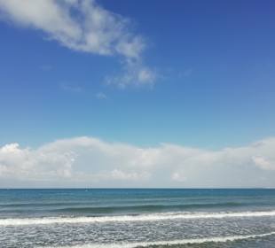 Strand Side