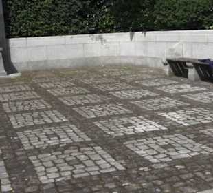 Kurt-Guggenheim-Anlage