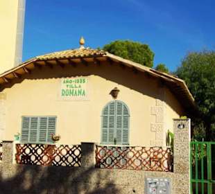 Das einzige normale alte Haus bewohnt