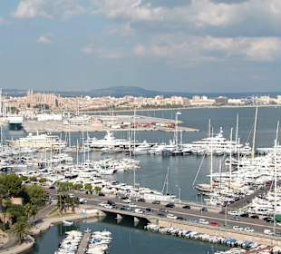Meersicht auf den Hafen von Palma