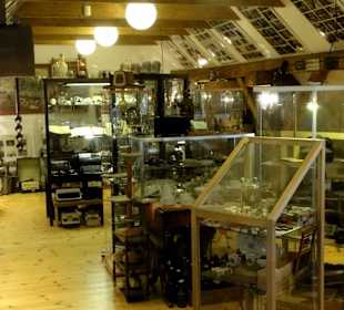 Rundgang durch den Museumstrakt im 1. Stockwerk