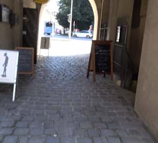 Isartorplatz