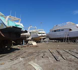 In der Werft unterwegs