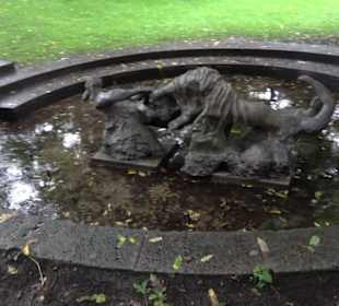 Karl-Amadeus-Hartmann-Brunnen