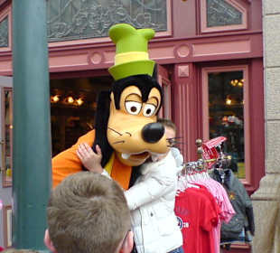 Goofy on tour