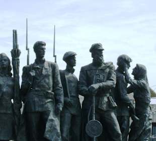 Pomnik bohaterskich obrońców Leningradu