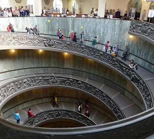 Wendeltreppe im Vatikanischen Museum