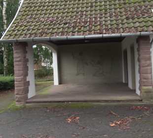 Aussegnungshalle alter Friedhof