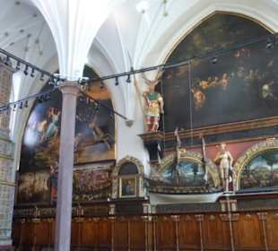 Dwór Artusa, der Artushof: Innenbesichtigung