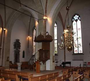 Blick in das Kirchenschiff