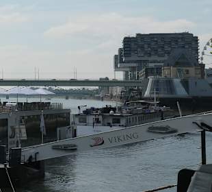 Die Kranhäuser in Köln am Rheinauhafen