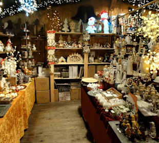 Spaziergang über den Märchenweihnachtsmarkt