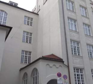Staatl. Grundschule an der Haimhauserstrasse