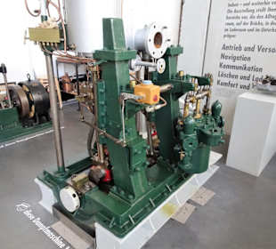 In der Abteilung für "Schiffstechnik"