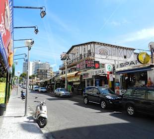 Schinkenstraße mit Bierkönig