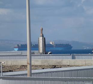 Tarifa, im Hintergrund Marokko