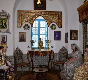 Wnętrza muzeum - sceny z życia